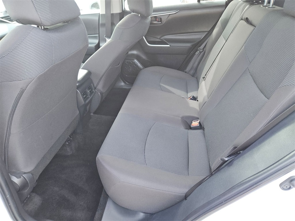 Thumbnail: 2025 Toyota RAV4 - 26