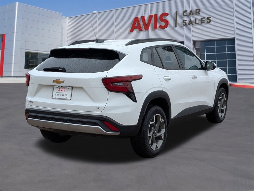 Thumbnail: 2025 Chevrolet Trax - 6