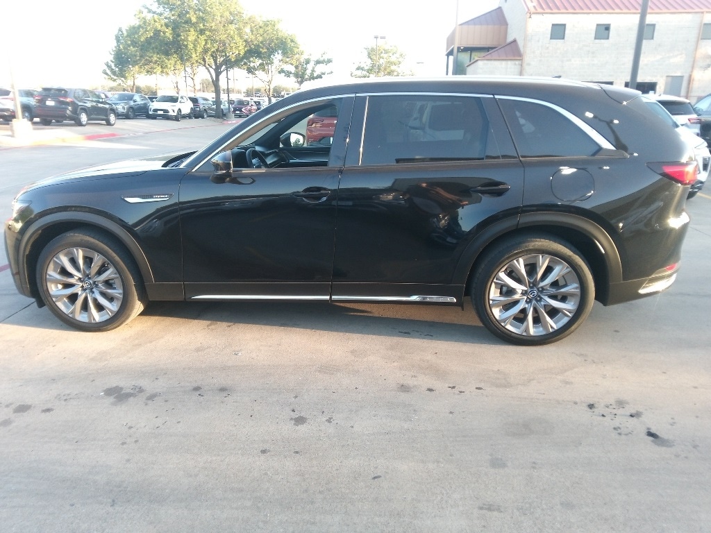 Thumbnail: 2025 Mazda CX-90 - 4