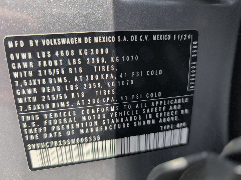 2025 Volkswagen Taos SE - Photo 35
