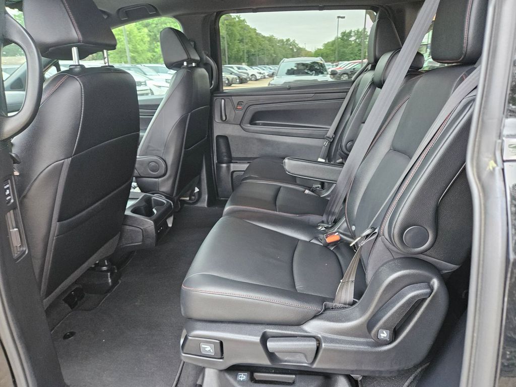 Thumbnail: 2025 Honda Odyssey - 28