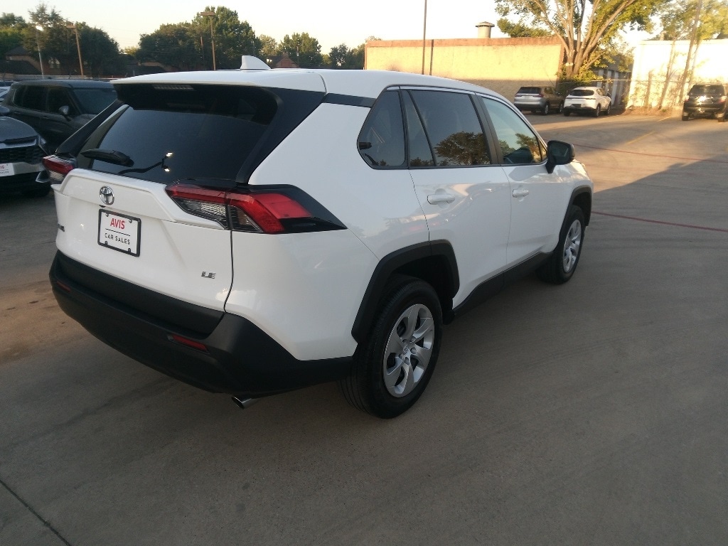 Thumbnail: 2025 Toyota RAV4 - 9