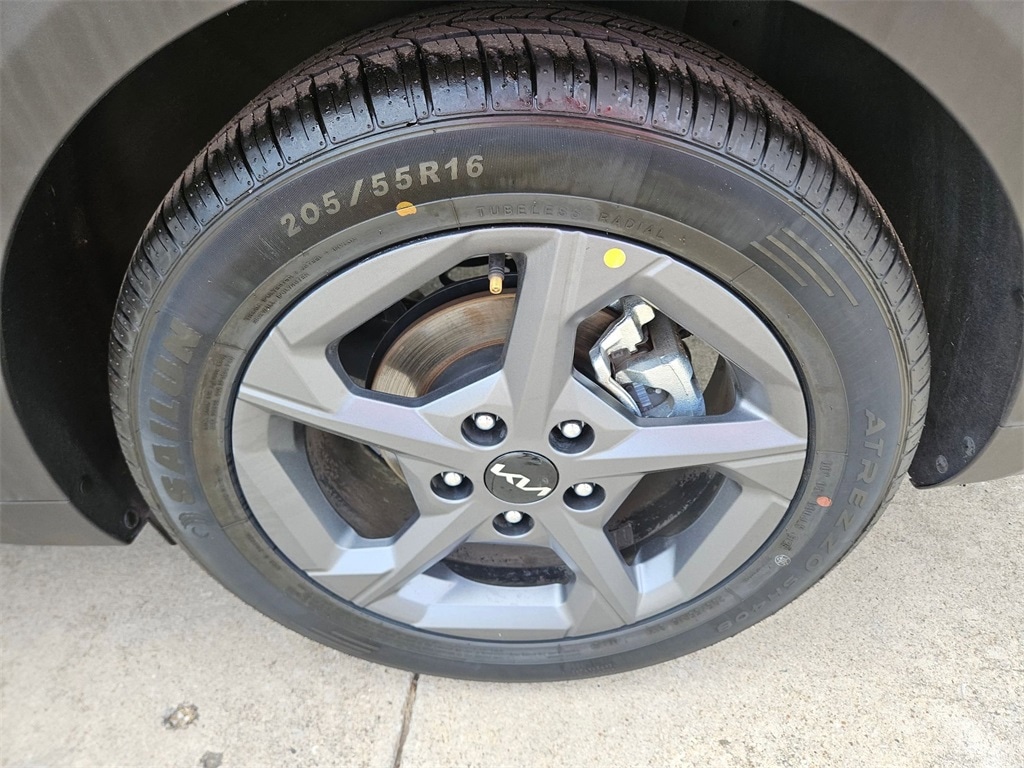 Thumbnail: 2025 Kia K4 - 25