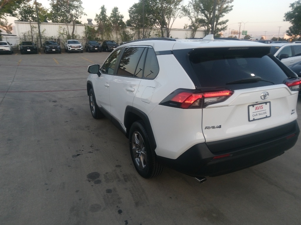 Thumbnail: 2025 Toyota RAV4 - 7