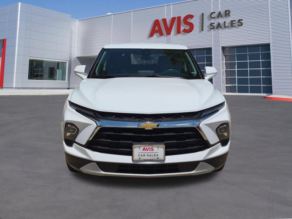 Thumbnail: 2025 Chevrolet Blazer - 2