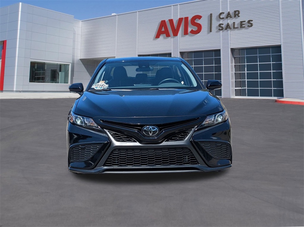 2024 Toyota Camry SE 2