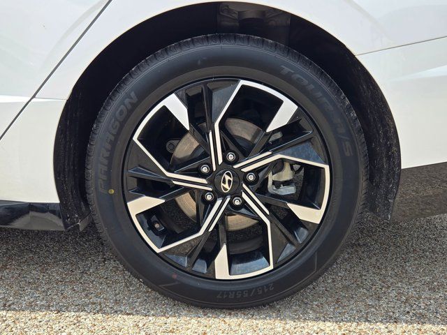 Thumbnail: 2025 Hyundai Sonata - 32