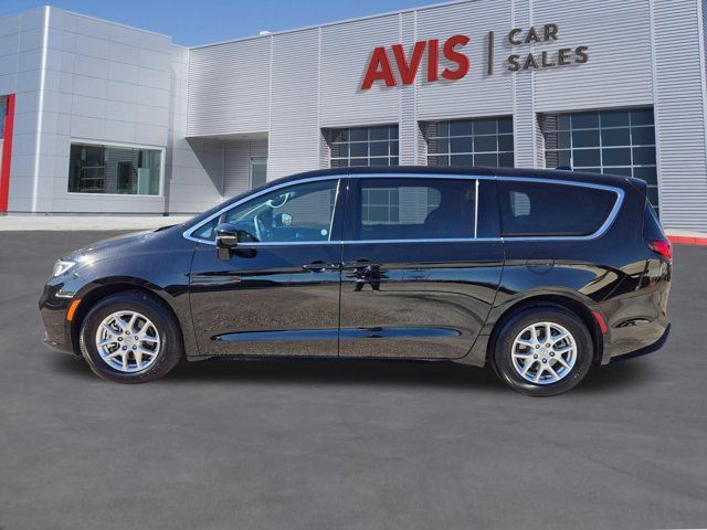 Thumbnail: 2025 Chrysler Pacifica - 11