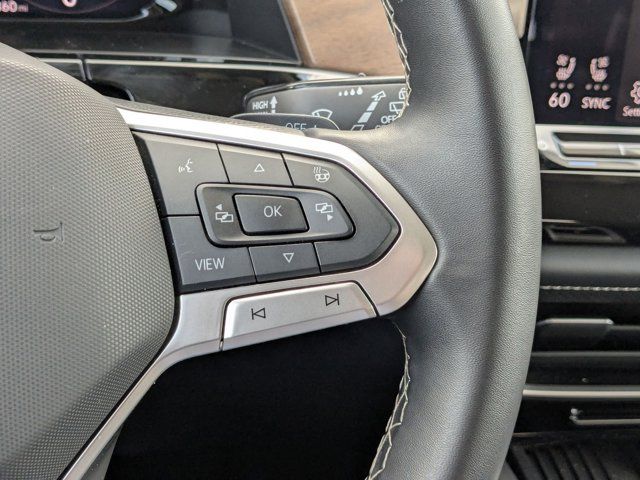 2025 Volkswagen Atlas SE w/Tech - Photo 16