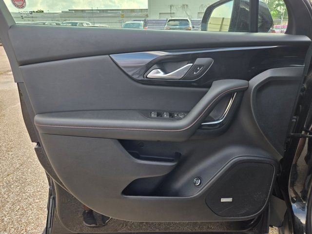 Thumbnail: 2025 Chevrolet Blazer - 13