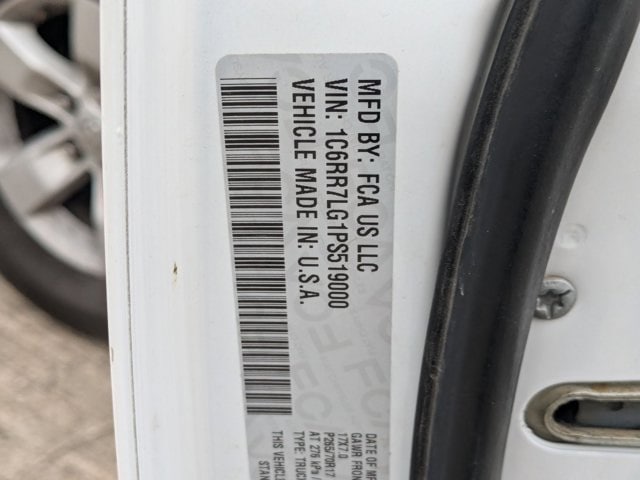 Thumbnail: 2023 RAM 1500 Classic - 32