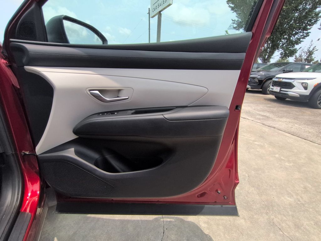 Thumbnail: 2025 Hyundai Tucson - 32