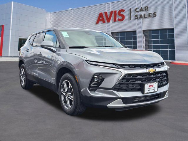 Thumbnail: 2025 Chevrolet Blazer - 3