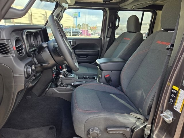 Thumbnail: 2025 Jeep Wrangler - 23