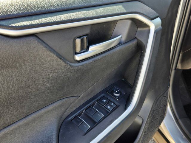 Thumbnail: 2025 Toyota RAV4 - 14