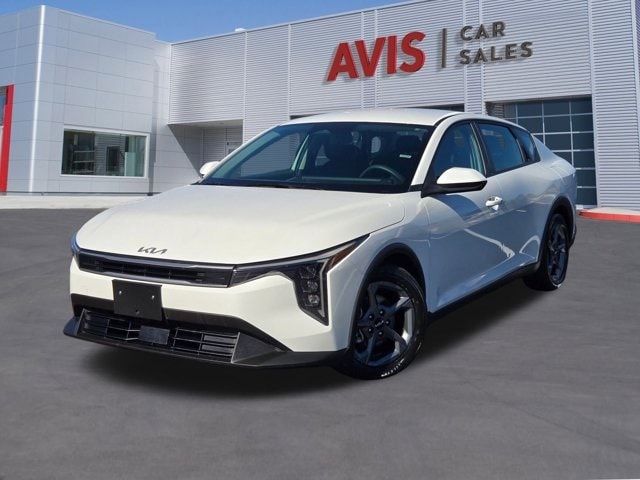 Thumbnail: 2025 Kia K4 - 1