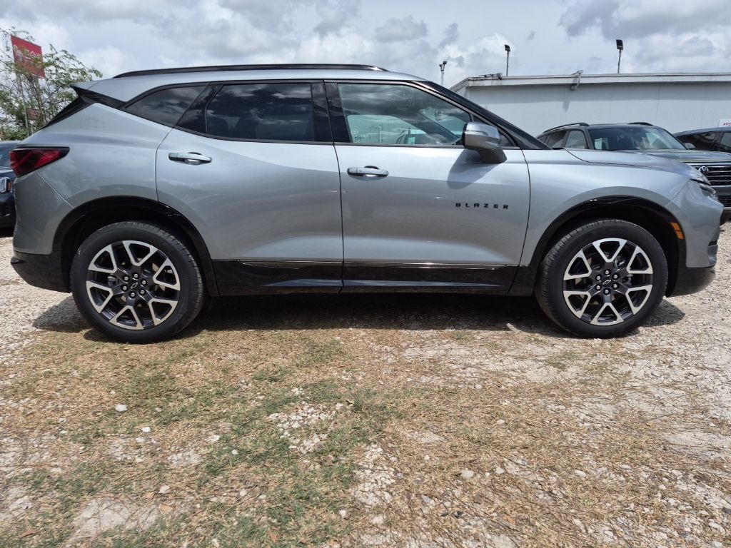Thumbnail: 2025 Chevrolet Blazer - 3