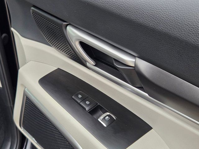 Thumbnail: 2025 Kia Telluride - 30