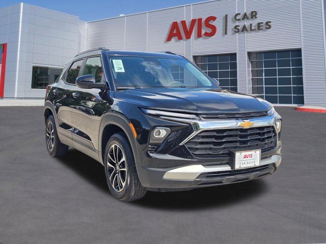 Thumbnail: 2025 Chevrolet TrailBlazer - 3