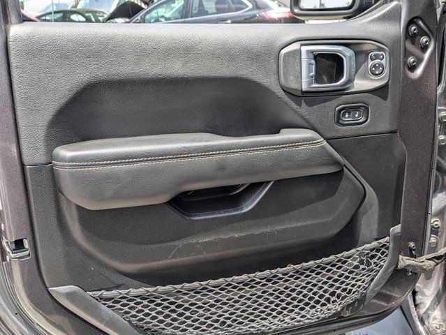 2023 Jeep Wrangler 4-Door Sahara - Photo 11
