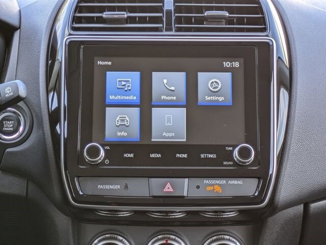 Thumbnail: 2024 Mitsubishi Outlander - 15