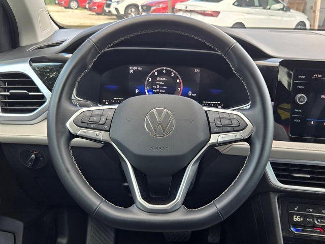 Thumbnail: 2025 Volkswagen Taos - 22
