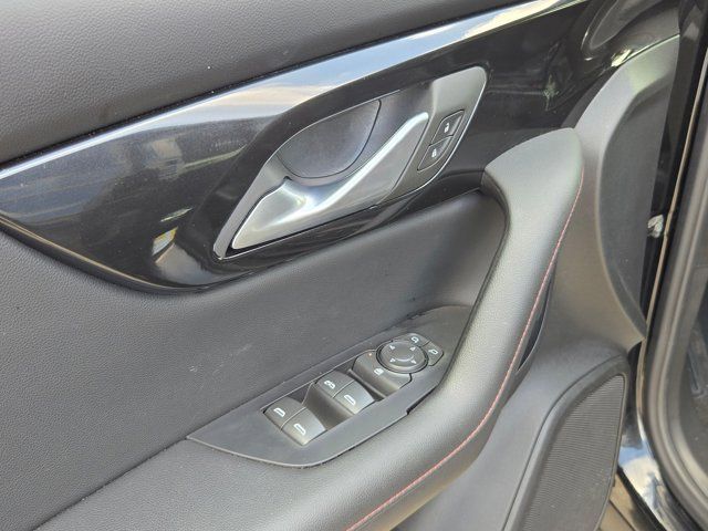 Thumbnail: 2025 Chevrolet Blazer - 14