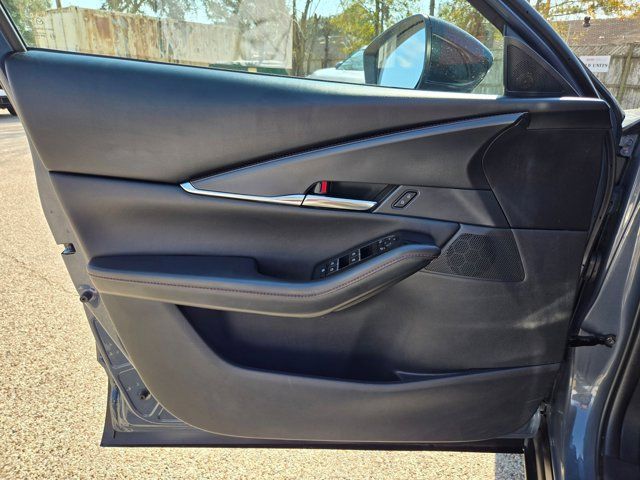 Thumbnail: 2025 Mazda CX-30 - 13