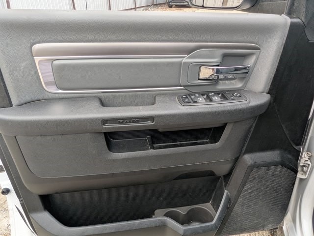 Thumbnail: 2023 RAM 1500 Classic - 11