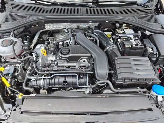 Thumbnail: 2025 Volkswagen Jetta - 32