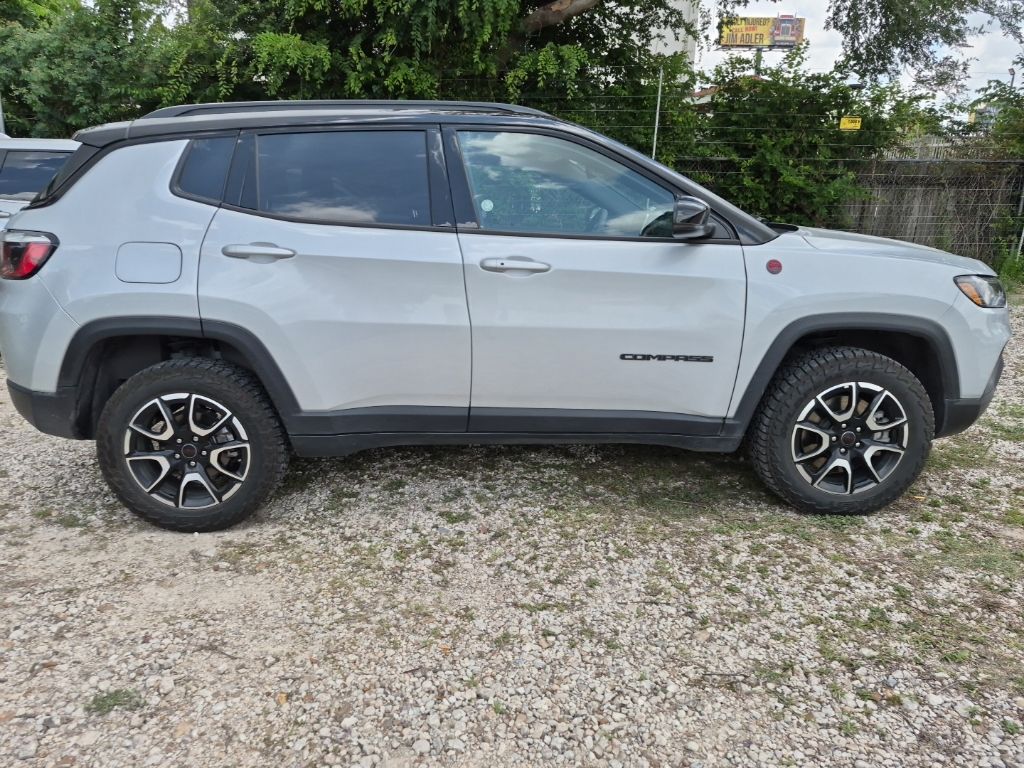 Thumbnail: 2025 Jeep Compass - 5