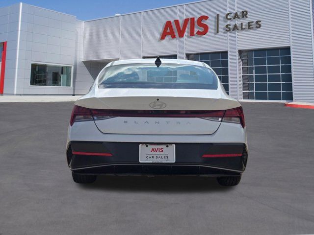 Thumbnail: 2025 Hyundai Elantra - 9