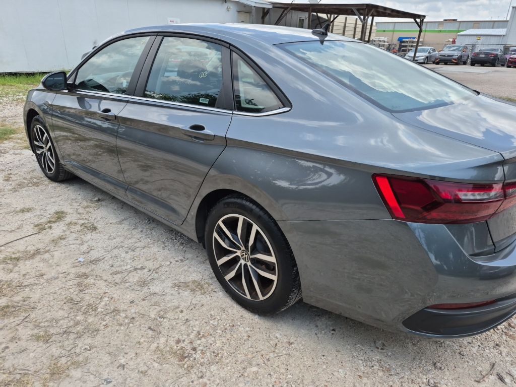Thumbnail: 2025 Volkswagen Jetta - 2