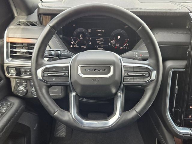 Thumbnail: 2025 GMC Yukon XL - 21