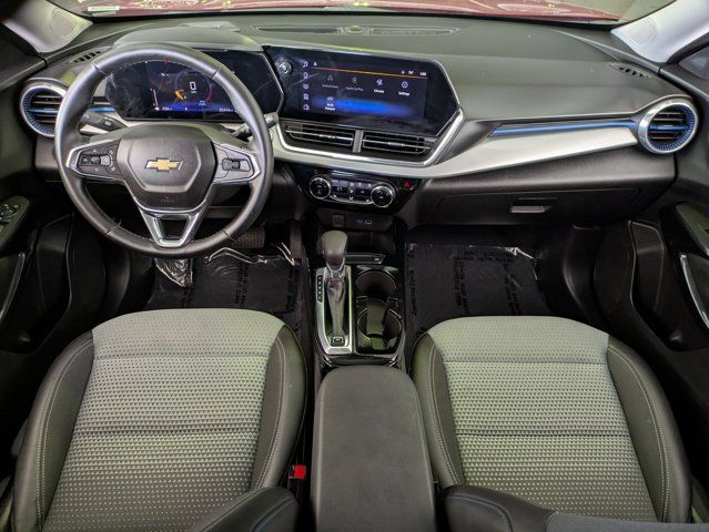 Thumbnail: 2025 Chevrolet Trax - 25