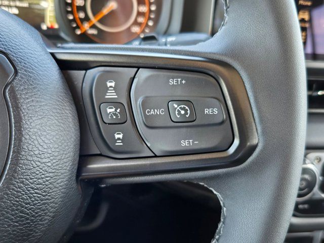 Thumbnail: 2025 Jeep Wrangler - 21