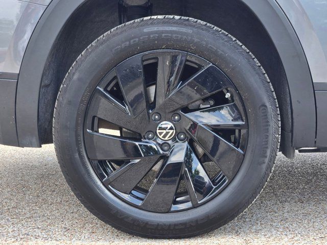 Thumbnail: 2025 Volkswagen Atlas - 32