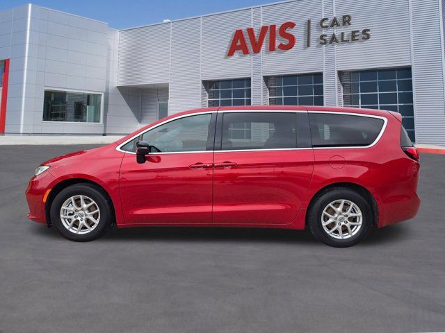 Thumbnail: 2025 Chrysler Pacifica - 11