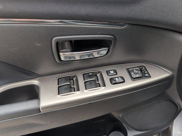 Thumbnail: 2025 Mitsubishi Outlander Sport - 13