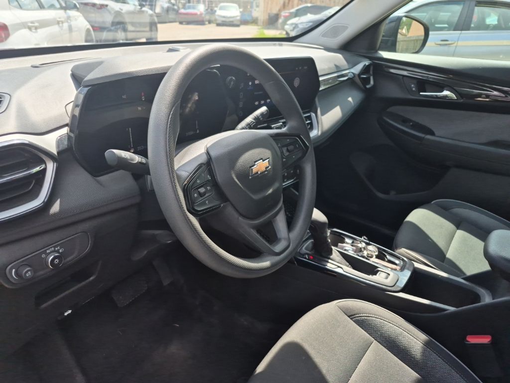 Thumbnail: 2025 Chevrolet TrailBlazer - 7