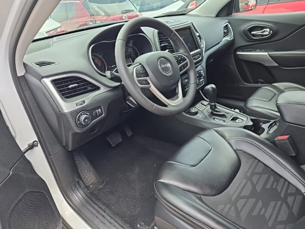 Used 2022 Jeep Cherokee For Sale at AVIS Car Sales VIN 1C4PJMCX1ND556412