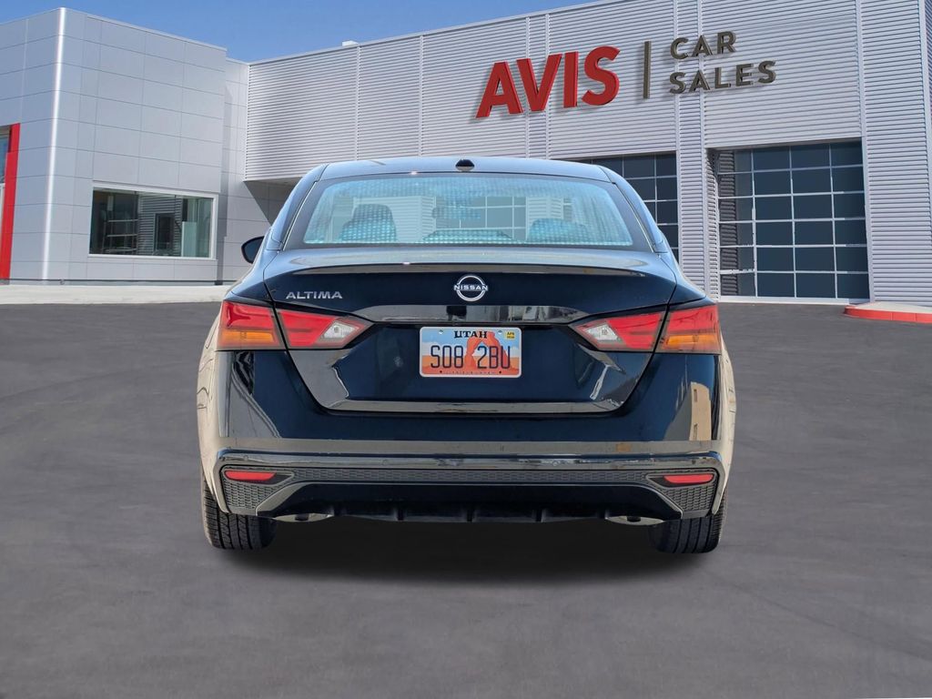 Thumbnail: 2025 Nissan Altima - 7
