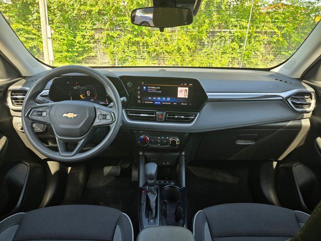 Thumbnail: 2025 Chevrolet TrailBlazer - 24