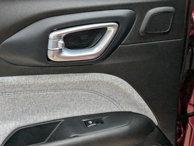 Thumbnail: 2025 Jeep Compass - 23