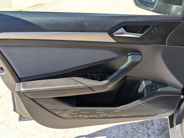 Thumbnail: 2025 Volkswagen Jetta - 9