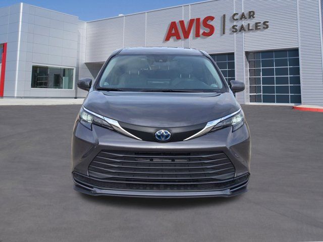 Thumbnail: 2025 Toyota Sienna - 2