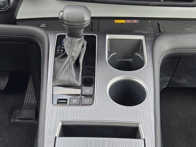 Thumbnail: 2025 Toyota Sienna - 14
