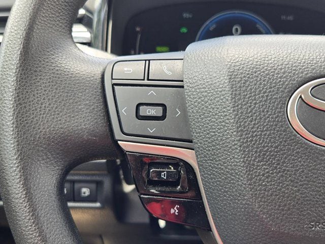 Thumbnail: 2025 Toyota Camry - 20