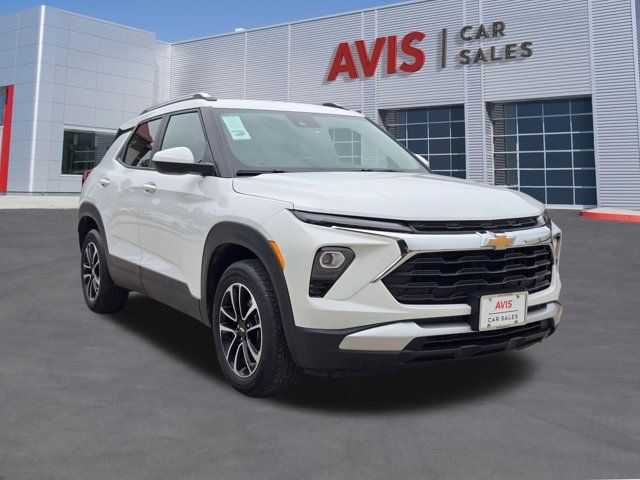 Thumbnail: 2025 Chevrolet TrailBlazer - 3