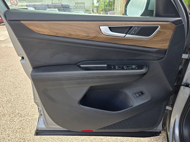 Thumbnail: 2025 Volkswagen Atlas - 13